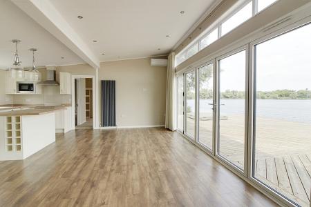 2 bedroom Lodge for sale in Langtoft Lakes, Langtoft, PE6