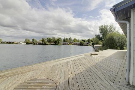 3 bedroom Lodge for sale in Langtoft Lakes, Langtoft, PE6