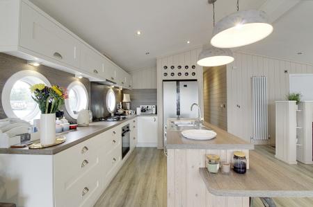 3 bedroom Lodge for sale in Langtoft Lakes, Langtoft, PE6