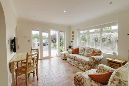 2 bedroom Bungalow for sale in Peakirk Road, Deeping Gate, PE6