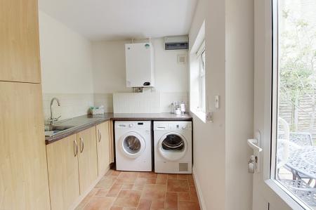 2 bedroom Bungalow for sale in Peakirk Road, Deeping Gate, PE6