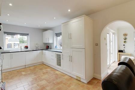 2 bedroom Bungalow for sale in Peakirk Road, Deeping Gate, PE6