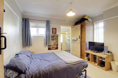 4 bedroom Character Property for sale in St Pegas Road, Peakirk, PE6