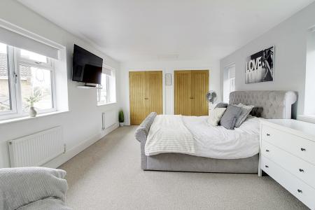 4 bedroom Detached house for sale in Swift Close, Deeping St. James, PE6