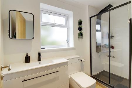 4 bedroom Detached house for sale in Swift Close, Deeping St. James, PE6