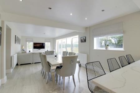 4 bedroom Detached house for sale in Swift Close, Deeping St. James, PE6