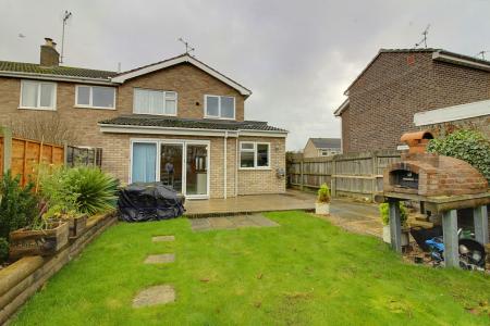 3 bedroom Semi-detached house for sale in The Orchard, Market Deeping, PE6