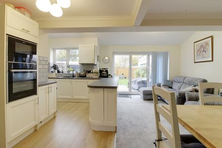 3 bedroom Semi-detached house for sale in The Orchard, Market Deeping, PE6