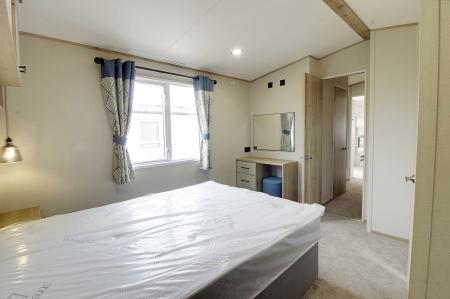 2 bedroom Park home for sale in Towngate East, Market Deeping, PE6