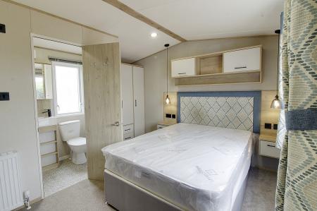 2 bedroom Park home for sale in Towngate East, Market Deeping, PE6