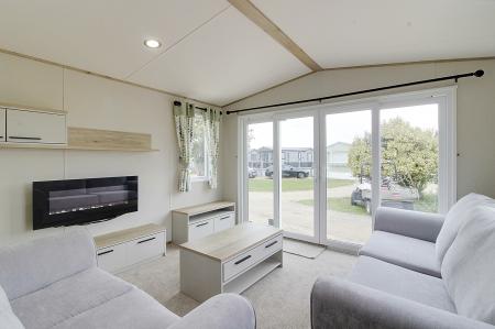 2 bedroom Park home for sale in Towngate East, Market Deeping, PE6