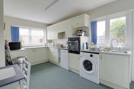 2 bedroom Detached bungalow for sale in Welland Way, Deeping St. James, PE6