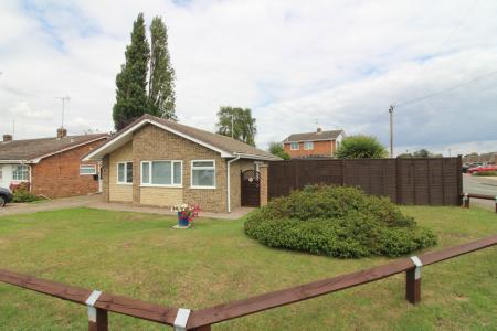 2 bedroom Detached bungalow for sale in Welland Way, Deeping St. James, PE6