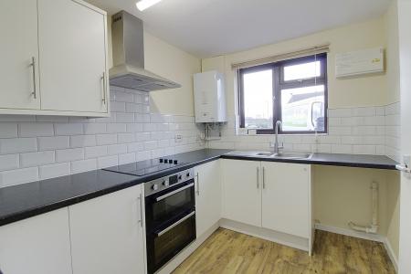 2 bedroom End of terrace house for sale in Lancaster Way, Market Deeping, PE6