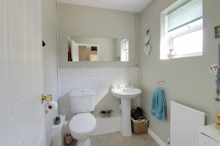 3 bedroom Detached house for sale in Florence Way, Market Deeping, PE6