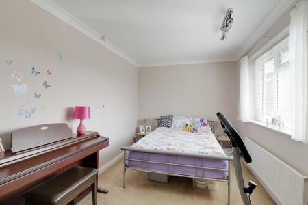 3 bedroom Detached house for sale in Florence Way, Market Deeping, PE6