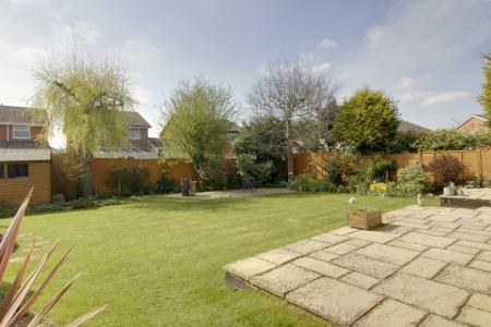 3 bedroom Detached house for sale in Florence Way, Market Deeping, PE6