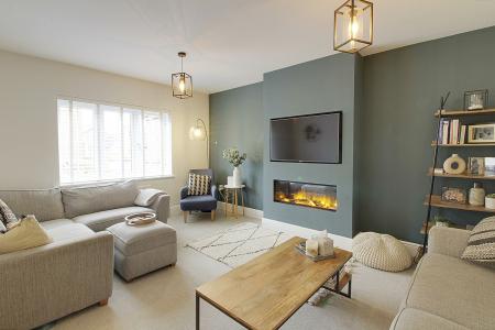 6 bedroom Detached house for sale in Windsor Gardens, Market Deeping, PE6