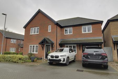 Windsor Gardens, Market Deeping, PE6