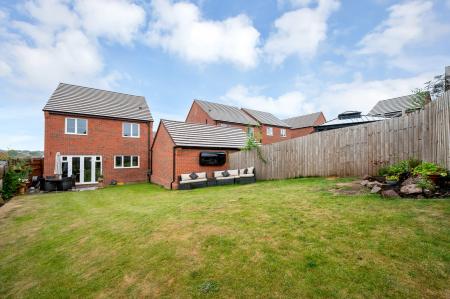 4 bedroom Detached house for sale in Stunning Property at Alderman Road, Melton Mowbray, LE13 0XG