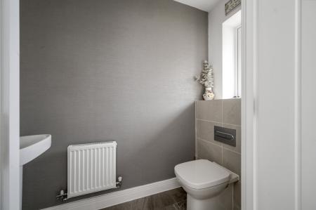 4 bedroom Detached house for sale in Stunning Property at Alderman Road, Melton Mowbray, LE13 0XG