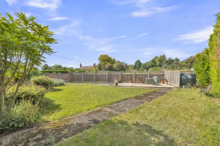 3 bedroom Character Property for sale in Church Cottage in Eaton, Church Lane, NG32 1SL