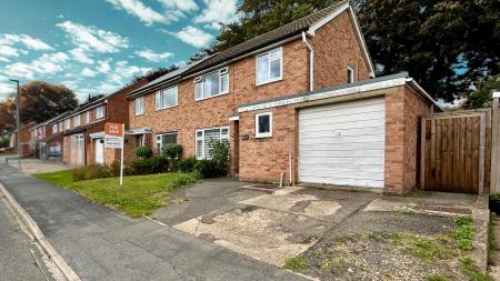 3 bedroom Semi-detached house for sale in Cul-De-Sac Living on Copley Close, Melton Mowbray, LE13 1RD
