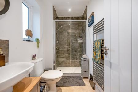 4 bedroom Detached house for sale in No Onward Chain in Waltham On The Wolds, LE14 4FG