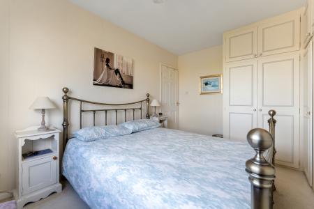 3 bedroom Semi-detached house for sale in No Onward Chain at Ferneley Cres, Melton Mowbray, LE13 1RZ