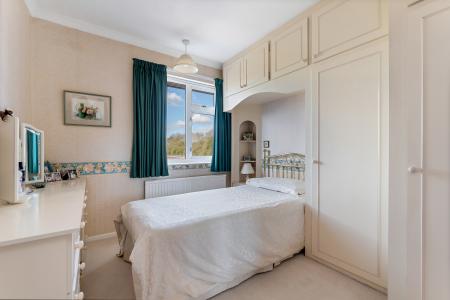 3 bedroom Semi-detached house for sale in No Onward Chain at Ferneley Cres, Melton Mowbray, LE13 1RZ