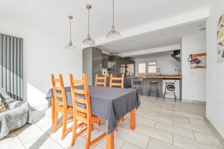 4 bedroom Detached house for sale in Open Plan Living on Forest Close, Melton Mowbray, LE13 1ST