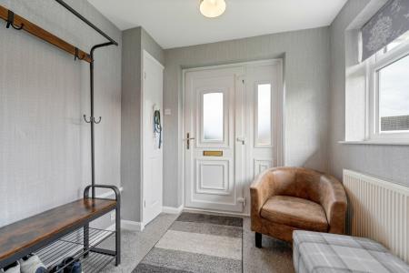 3 bedroom Semi-detached house for sale in Immaculate Family Home on Grange Drive, Melton, LE13 1EL