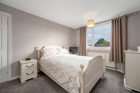 3 bedroom Semi-detached house for sale in Immaculate Family Home on Grange Drive, Melton, LE13 1EL