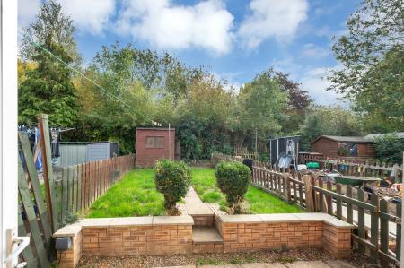 2 bedroom Terraced House for sale in No Chain on Kestrel Road, Melton Mowbray, LE13 0AY