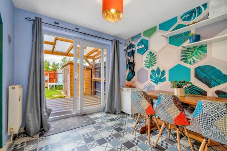 3 bedroom Semi-detached house for sale in End Of Cul De Sac Location at Lancers Drive,Melton, LE13 0SY