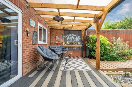 3 bedroom Semi-detached house for sale in End Of Cul De Sac Location at Lancers Drive,Melton, LE13 0SY