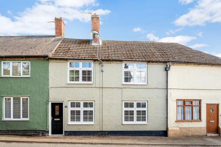 2 bedroom Character Property for sale in NO CHAIN IN ASFORDBY, Main Street LE14 3TS