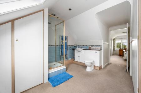 4 bedroom Detached house for sale in Space & Peace at the Idyllic Ashview ,Kirby Bellars,LE14 2EA