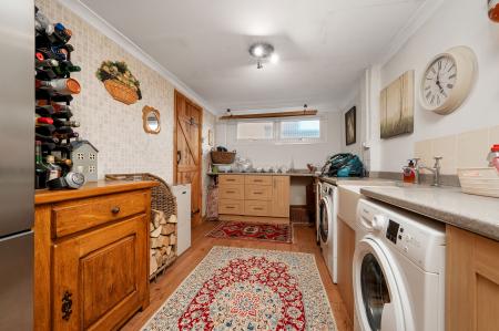 4 bedroom Detached house for sale in Fantastic Norfolk Drive Family Home, Melton Mowbray,LE13 0AZ