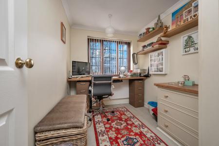 4 bedroom Detached house for sale in Fantastic Norfolk Drive Family Home, Melton Mowbray,LE13 0AZ