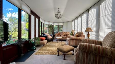 4 bedroom Detached house for sale in Fantastic Norfolk Drive Family Home, Melton Mowbray,LE13 0AZ