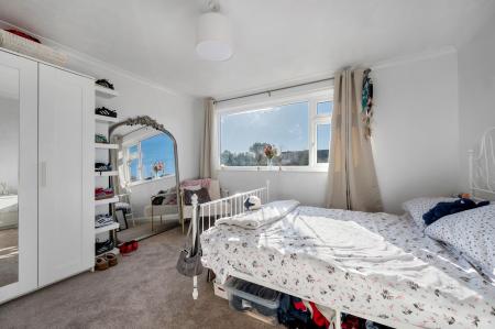 4 bedroom Detached house for sale in Spacious Home on Redbrook Crescent, Melton, LE13 0EU