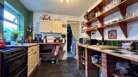 2 bedroom Terraced House for sale in Priced To Sell on Saxby Road, Melton Mowbray, LE13 1BP