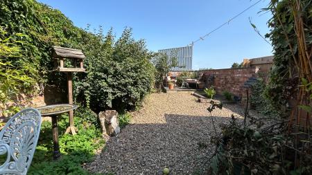 2 bedroom Terraced House for sale in Priced To Sell on Saxby Road, Melton Mowbray, LE13 1BP