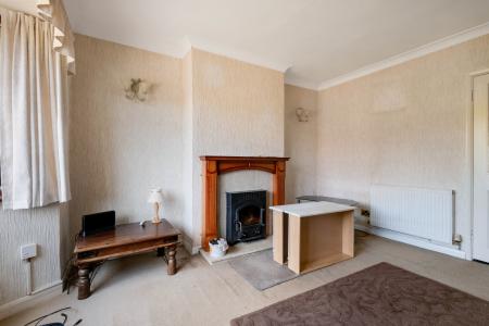 2 bedroom Semi-detached house for sale in Incredible Plot on Vicarage Lane, Eaton, NG32 1SP