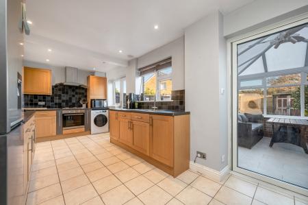 Winster Crescent, Melton Mowbray, LE13