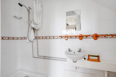 3 bedroom Detached house for sale in Desirable Location at Woodland Avenue, Melton, LE13 1DZ