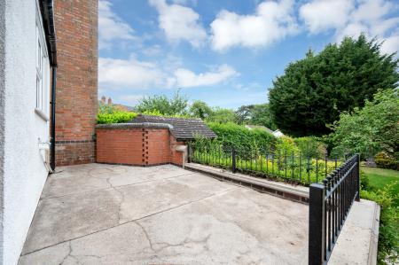 Desirable Location at Woodland Avenue, Melton, LE13 1DZ