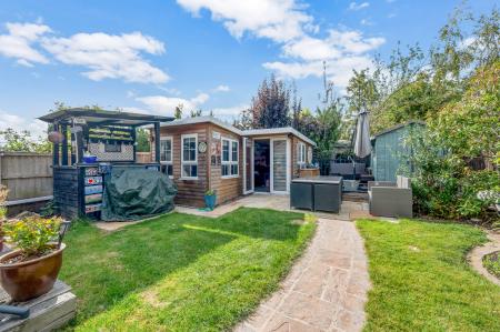 4 bedroom Detached house for sale in Versatility & Space at Wymondham Way, Melton, LE13 1HX