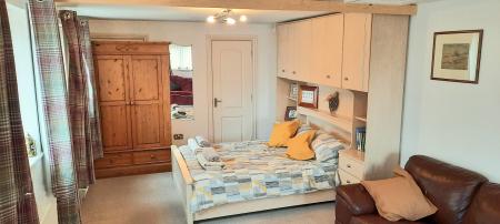 5 bedroom Detached house for sale in Annexe & Family Home on Delamare Road, Melton, LE13 1PL